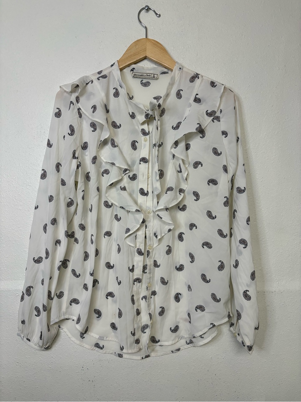 Abercrombie & Fitch Ruffle Front Paisley Print Blouse - White